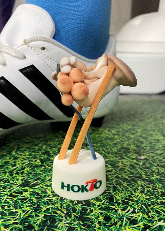 Mini figures produced by a full-color 3D printer