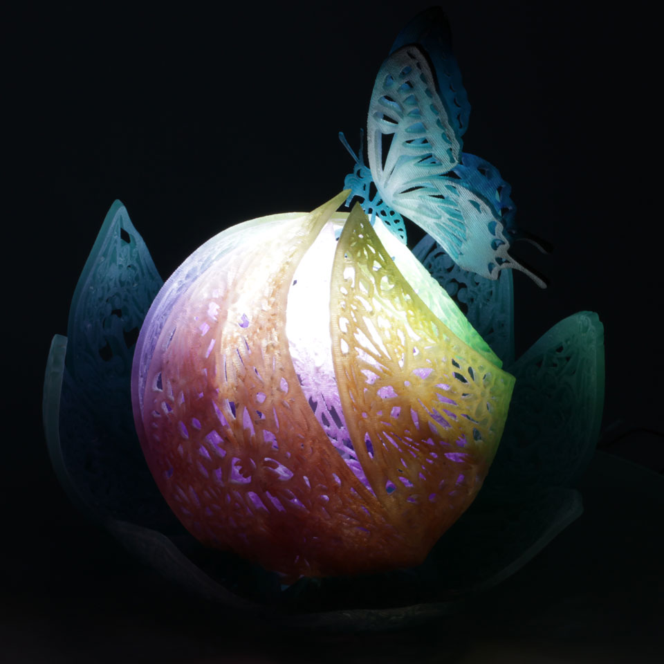 Color ink and clear ink