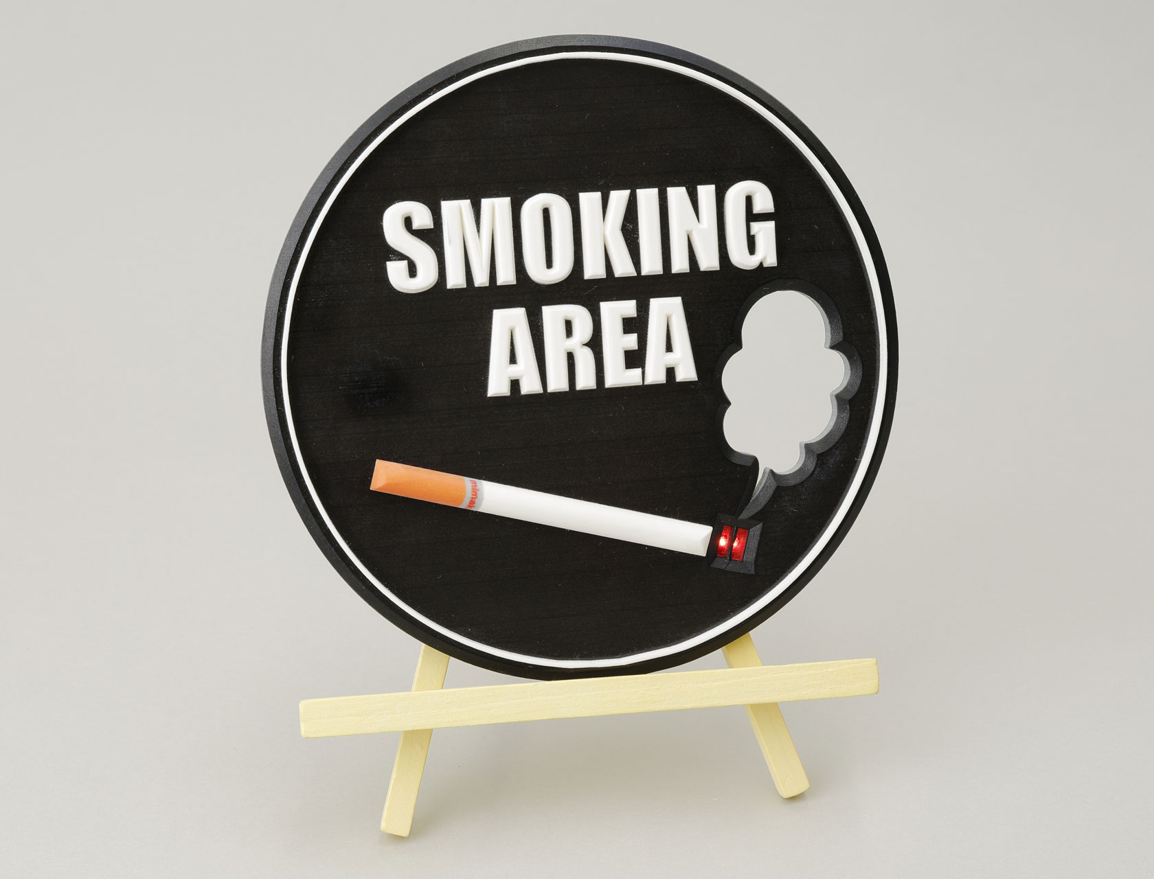 Pictgram sign (Smoking area)
